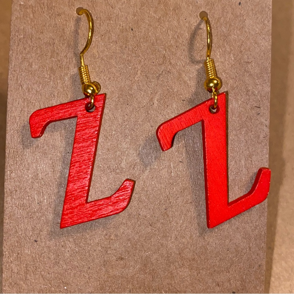 ☀️3/$9☀️ Letter “Z” Earrings with Sterling Silver Hooks. (Red)